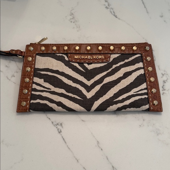 Michael Kors wristlet